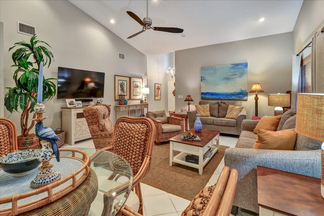 7713 SILVER LAKE Drive, Delray Beach, FL 33446
