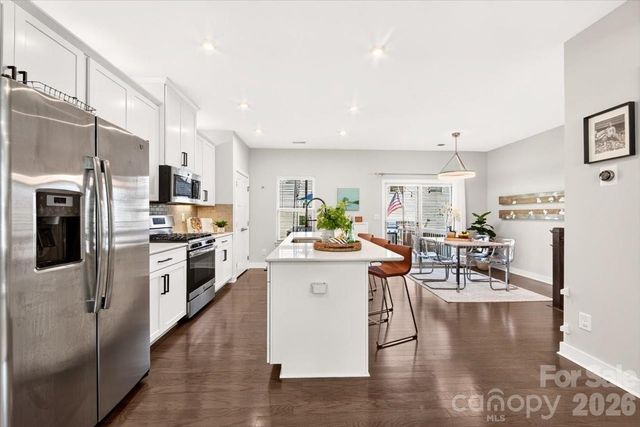 1728 Town Oak Lane, Charlotte, NC 28205
