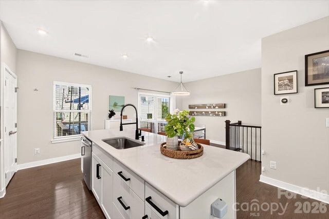 1728 Town Oak Lane, Charlotte, NC 28205