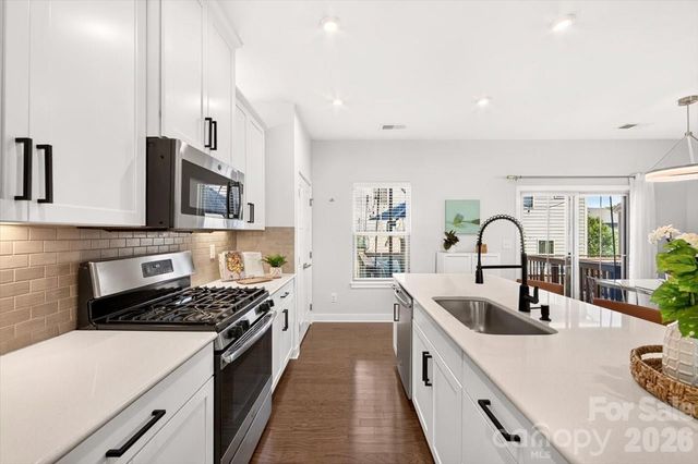 1728 Town Oak Lane, Charlotte, NC 28205