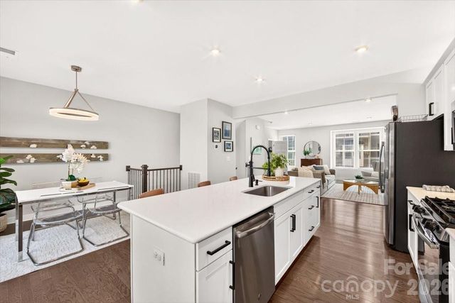 1728 Town Oak Lane, Charlotte, NC 28205
