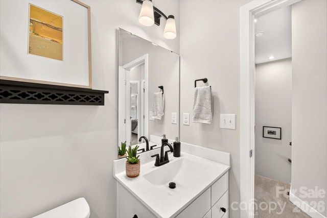 1728 Town Oak Lane, Charlotte, NC 28205