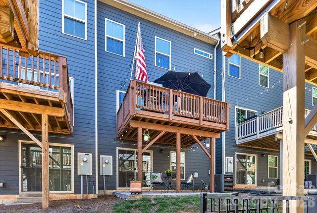 1728 Town Oak Lane, Charlotte, NC 28205