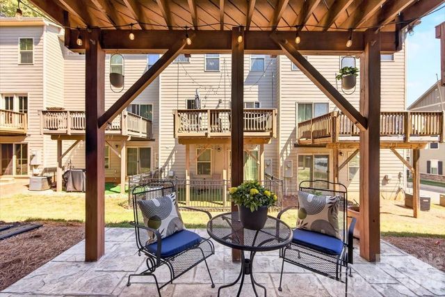 1728 Town Oak Lane, Charlotte, NC 28205