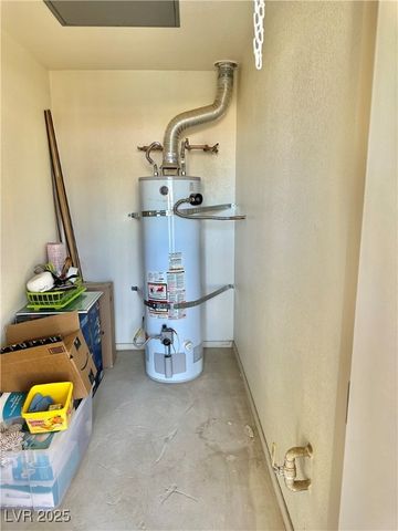 7119 South Durango Drive 305, Las Vegas, NV 89113