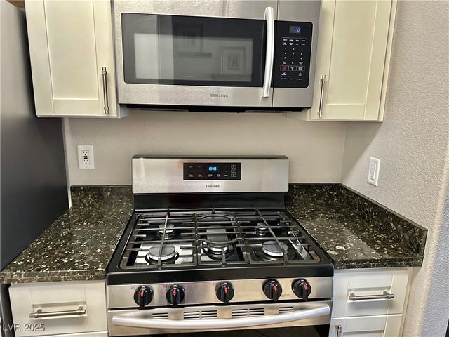 7119 South Durango Drive 305, Las Vegas, NV 89113