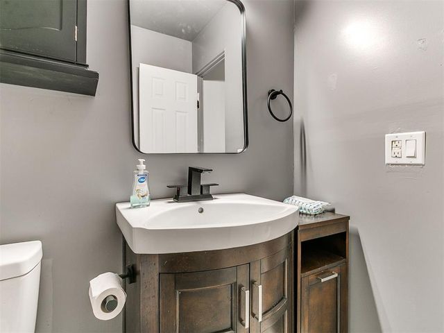 728 Stahl Drive, Midwest City, OK 73110