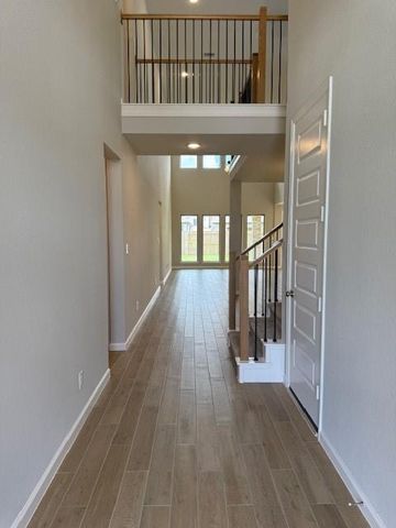 10918 Spring Wind Drive, Missouri City, TX 77459