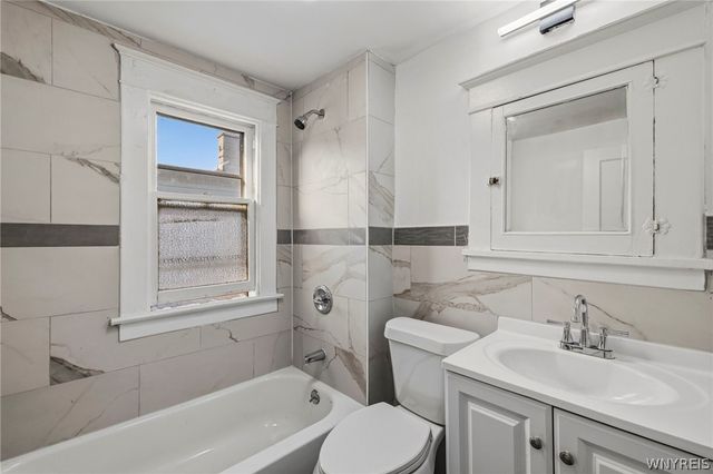 84 Parkridge Avenue, Buffalo, NY 14215