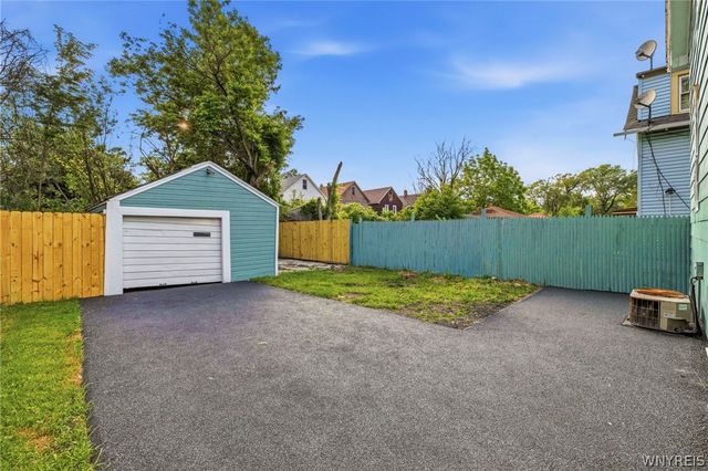 84 Parkridge Avenue, Buffalo, NY 14215