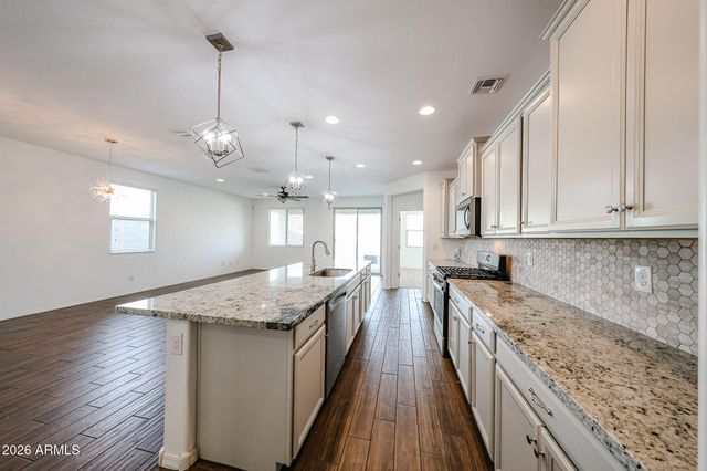 2306 E BRANHAM Lane, Phoenix, AZ 85042