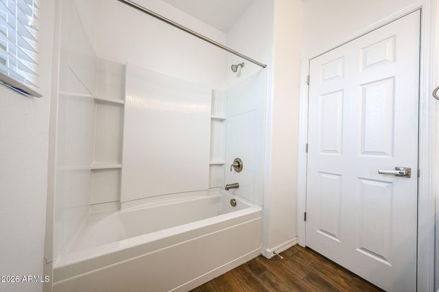 2306 E BRANHAM Lane, Phoenix, AZ 85042