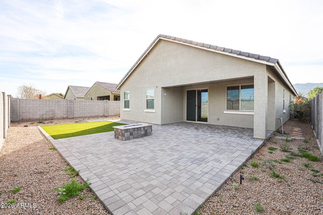 2306 E BRANHAM Lane, Phoenix, AZ 85042