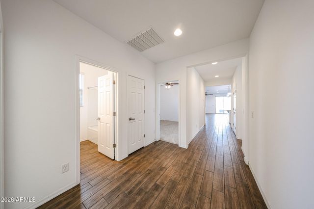 2306 E BRANHAM Lane, Phoenix, AZ 85042
