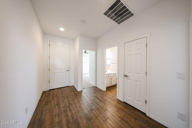 2306 E BRANHAM Lane, Phoenix, AZ 85042