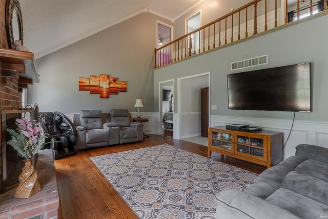 2109 Tanglewood Drive, Mount Vernon, IN 47620