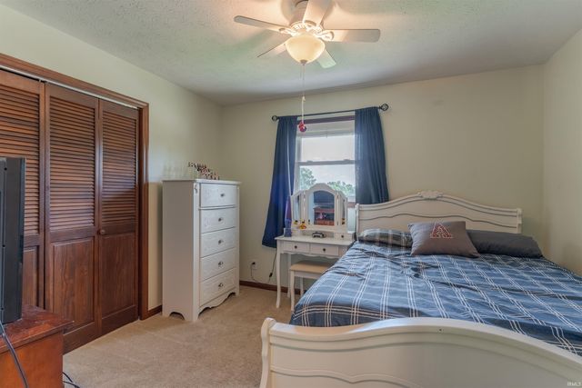 2109 Tanglewood Drive, Mount Vernon, IN 47620