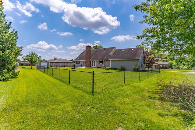 2109 Tanglewood Drive, Mount Vernon, IN 47620