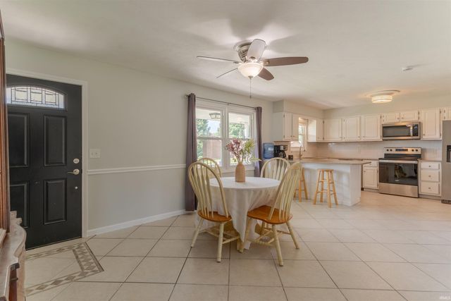 2109 Tanglewood Drive, Mount Vernon, IN 47620