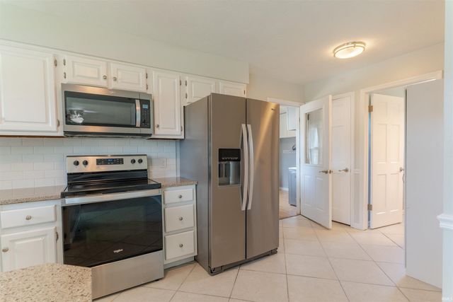 2109 Tanglewood Drive, Mount Vernon, IN 47620