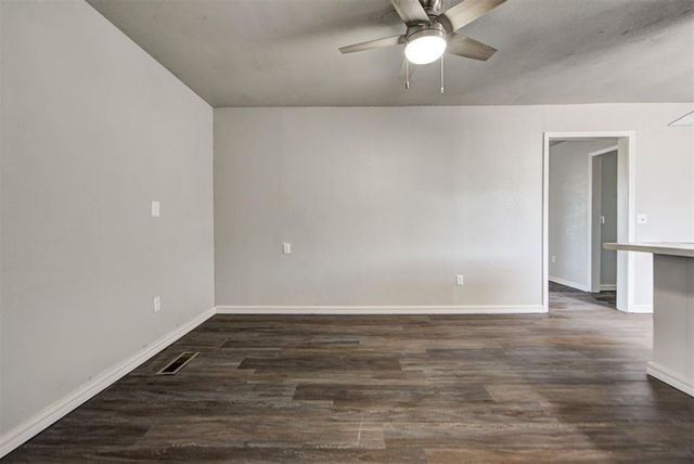 604 N Missouri Street, Elmore City, OK 73433