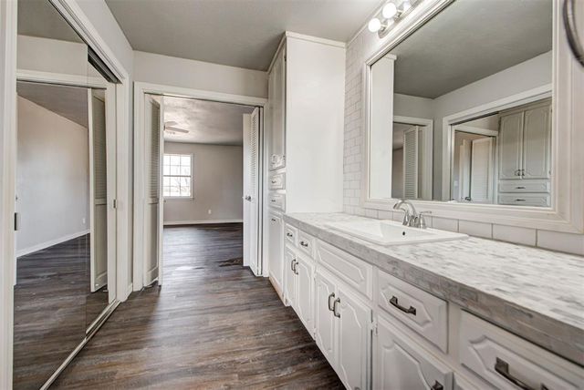 604 N Missouri Street, Elmore City, OK 73433