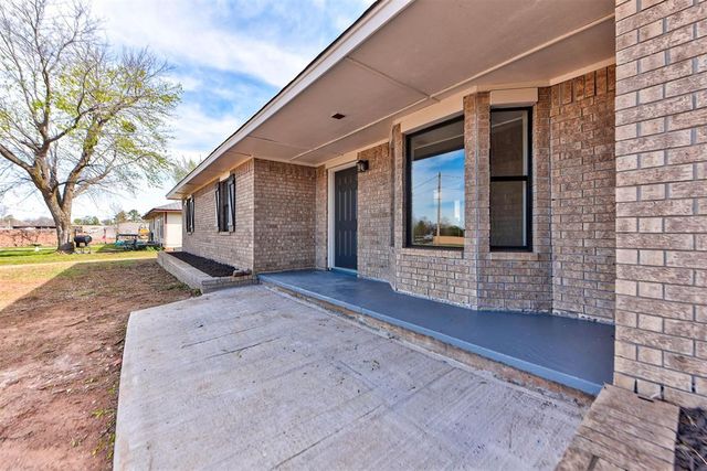 604 N Missouri Street, Elmore City, OK 73433