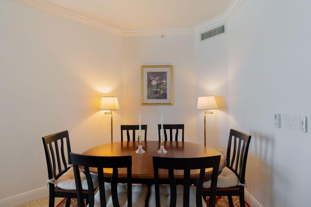 806 E Windward Way 524, Lantana, FL 33462