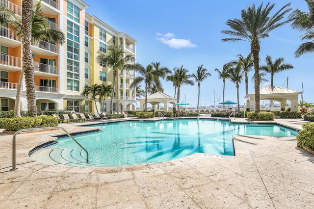 806 E Windward Way 524, Lantana, FL 33462