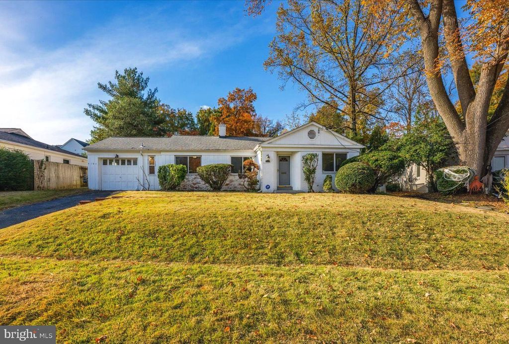 4106 EDGEVALE CT, Chevy Chase, MD 20815
