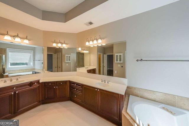 3056 Woodwalk Drive SE 13, Atlanta, GA 30339