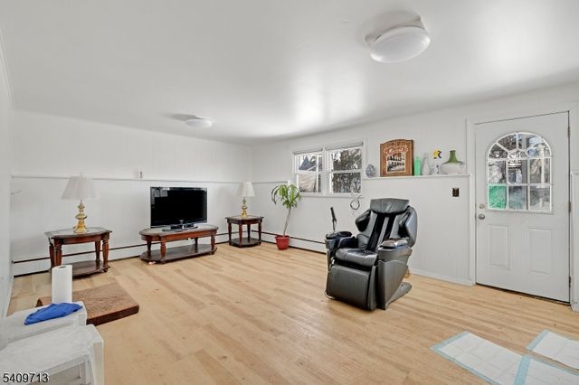 2037 Tampa Ter, Union Twp., NJ 07083