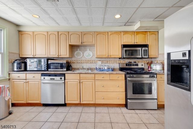 2037 Tampa Ter, Union Twp., NJ 07083