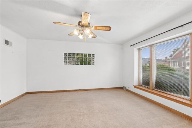 8028 42nd Court, Lyons, IL 60534