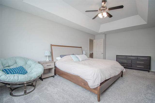 2826 147th Street, Urbandale, IA 50323