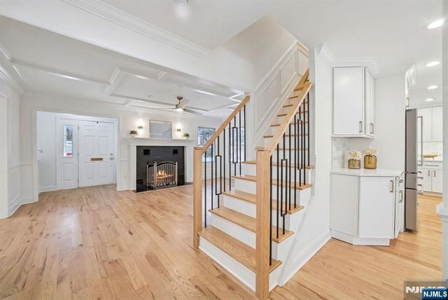 6 Colony, North Caldwell, NJ 07006