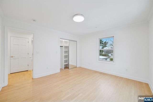 6 Colony, North Caldwell, NJ 07006