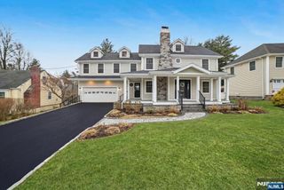 6 Colony, North Caldwell, NJ 07006