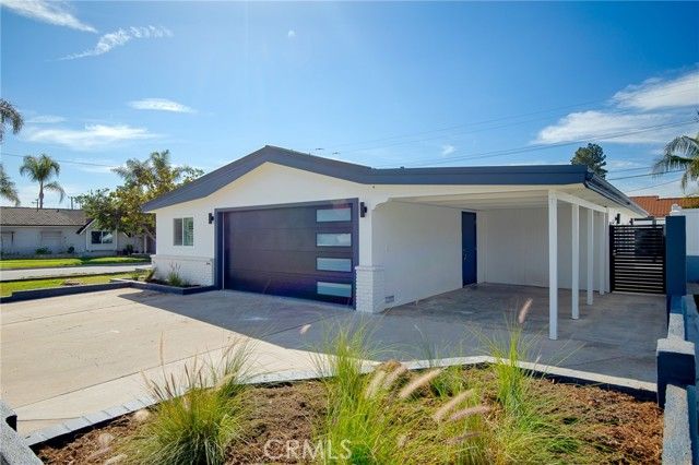 2705 E Orange Grove Avenue, Orange, CA 92867