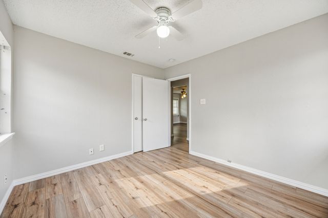 2822 Fir Park, Richland Hills, TX 76118