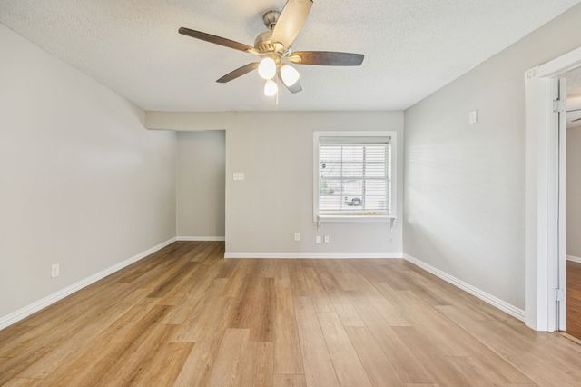 2822 Fir Park, Richland Hills, TX 76118