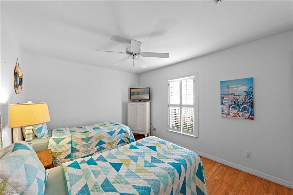 Image 25 of property listing at 2104 SW 38th TER, Cape Coral, FL 33914