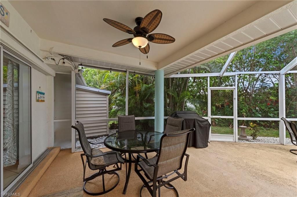 Image 34 of property listing at 2104 SW 38th TER, Cape Coral, FL 33914
