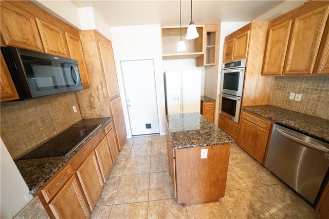 2033 Briarwood Dr, Corpus Christi, TX 78412