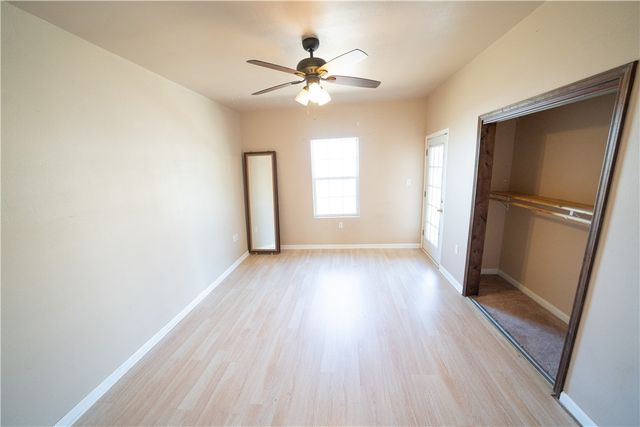2033 Briarwood Dr, Corpus Christi, TX 78412