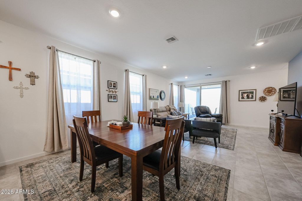Image 9 of property listing at 32265 N UNION Street, San Tan Valley, AZ 85143