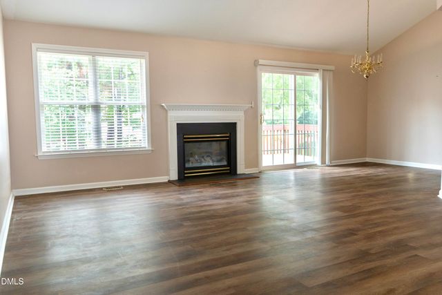 6 Bethany Place, Durham, NC 27712