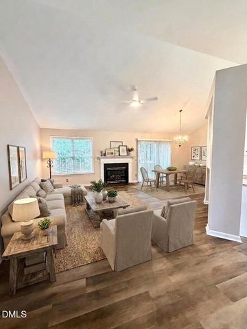 6 Bethany Place, Durham, NC 27712