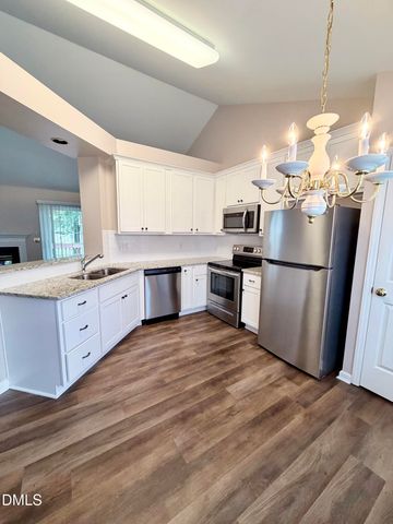 6 Bethany Place, Durham, NC 27712
