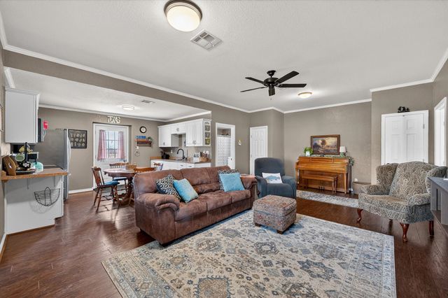 1700 Fm 637, Corsicana, TX 75109